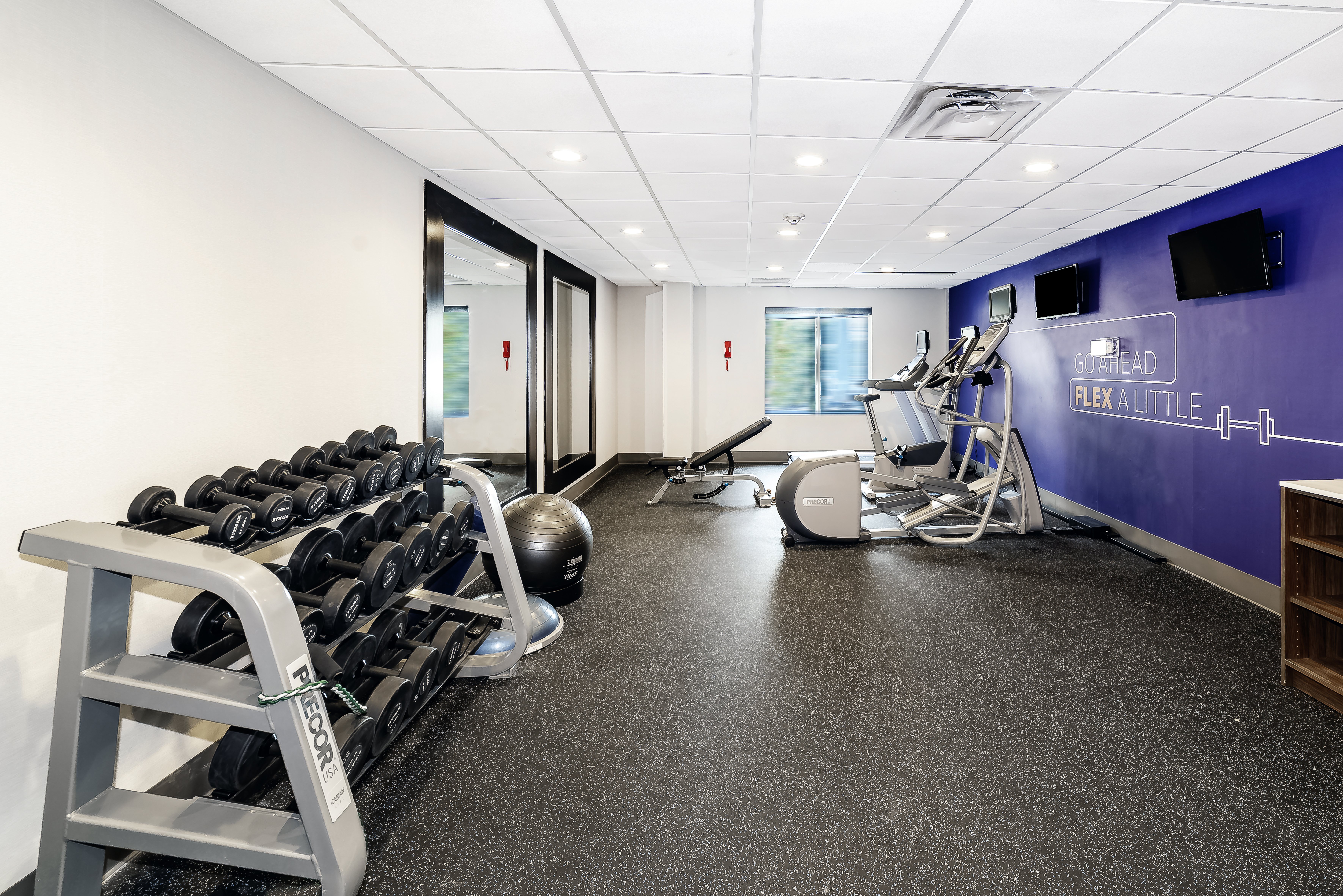 Holiday Inn Exp Walterboro 47/77