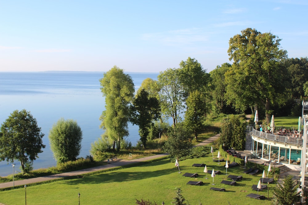 Schlosshotel & Orangerie Klink 43/50