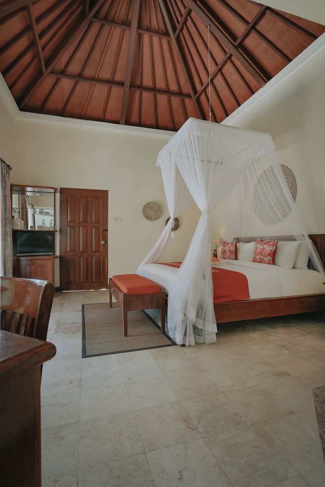 Parigata Villas Resort 7/40