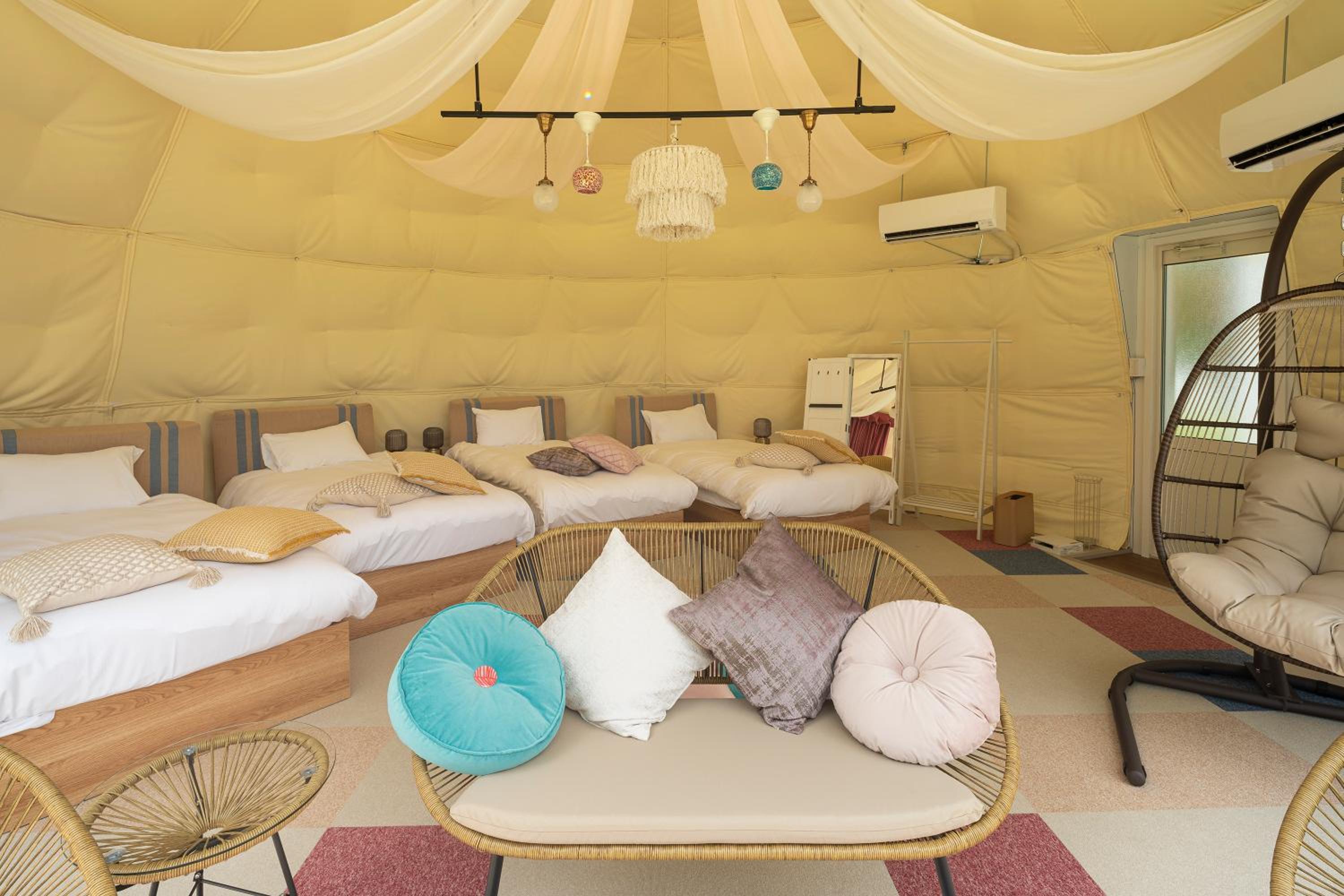 Glamping village Fujikawaguchiko 12/24