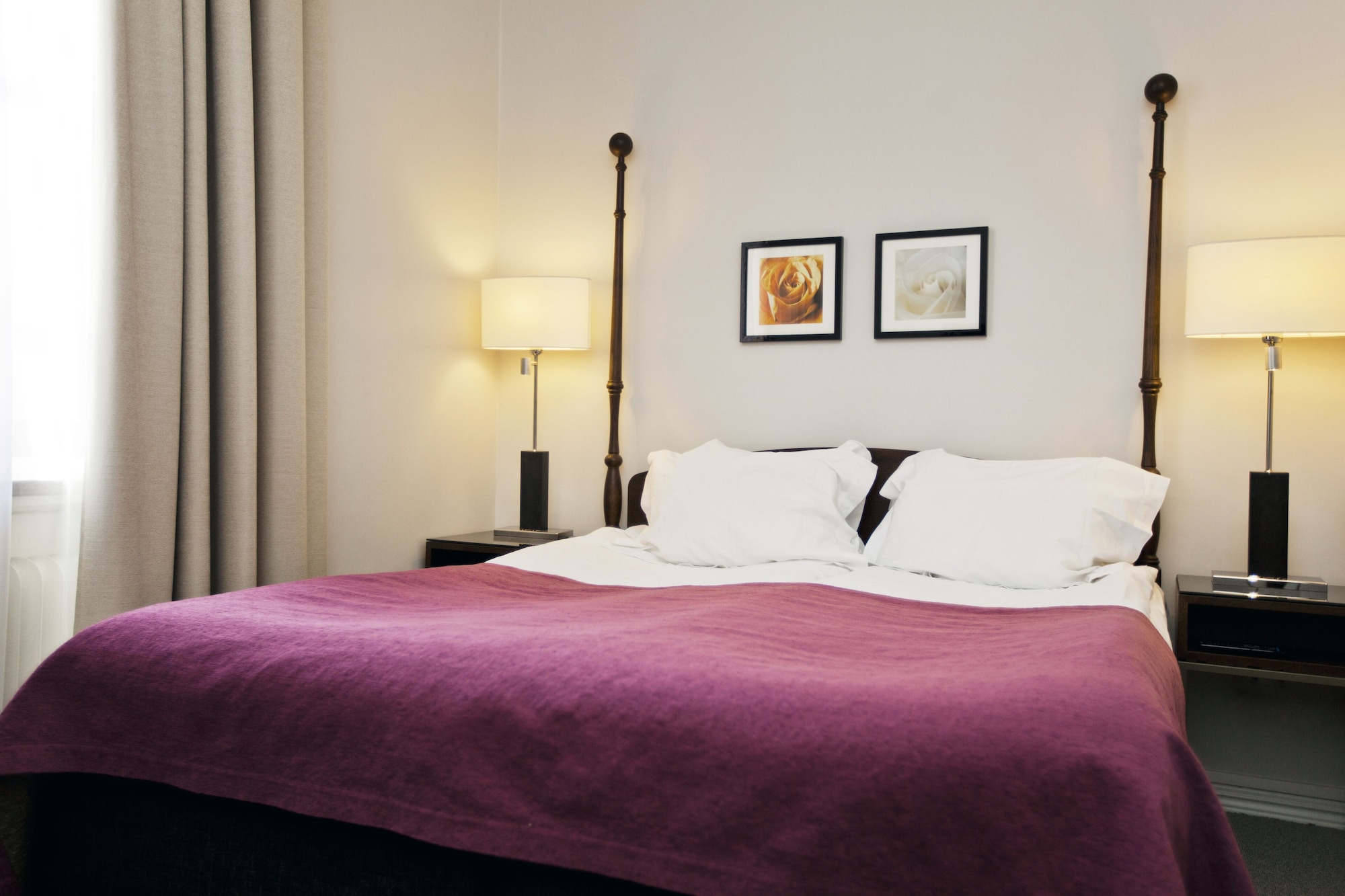 Lilla, Standard, Queen Bed
