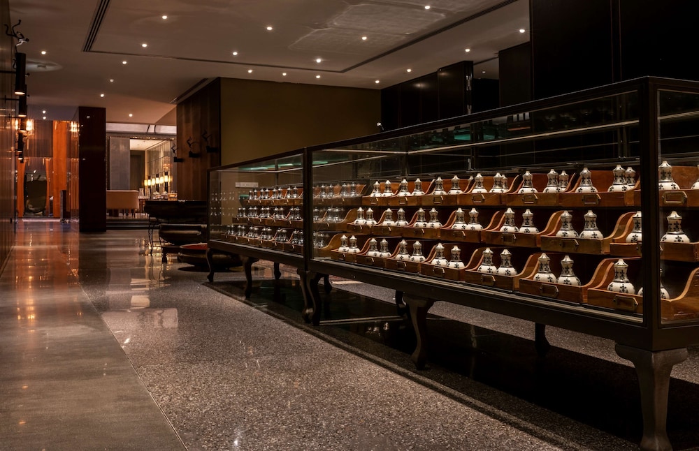 Grand Hyatt Gurgaon 43/48