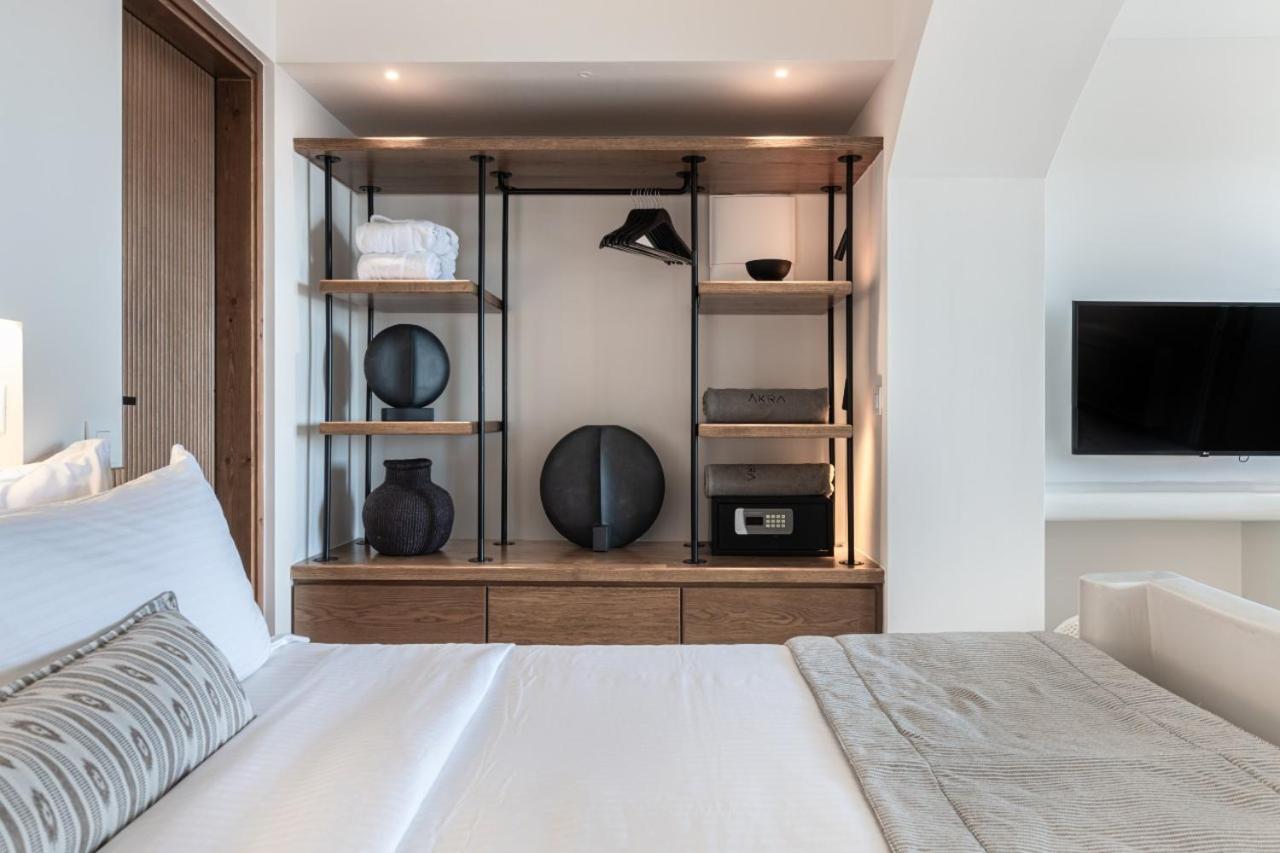 HONEYMOON, SUITE, CALDERA VIEW, OUTDOOR JETTED TUB