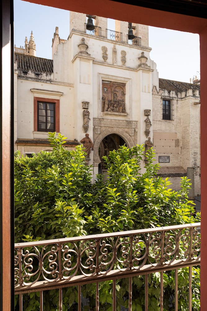Apartamentos Puerta Catedral Sevilla 54/58