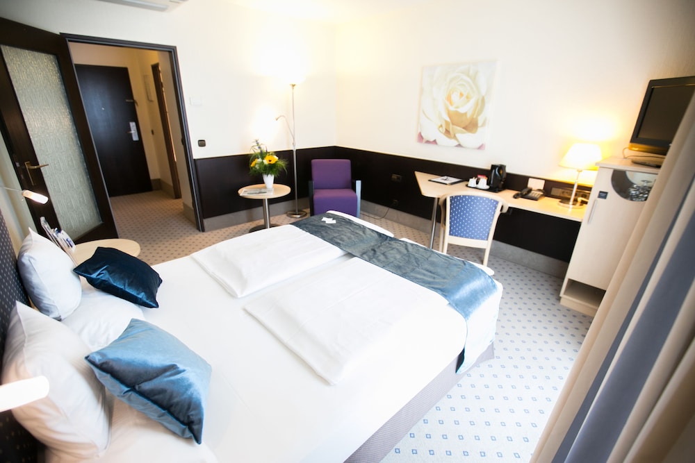 Holiday Inn - The Niu, Stream Monchengladbach 19/71