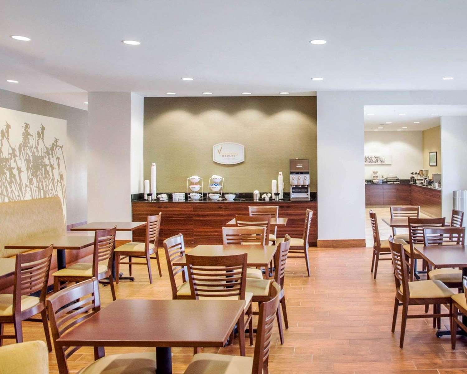 Sleep Inn & Suites Parkersburg - Marietta 22/28