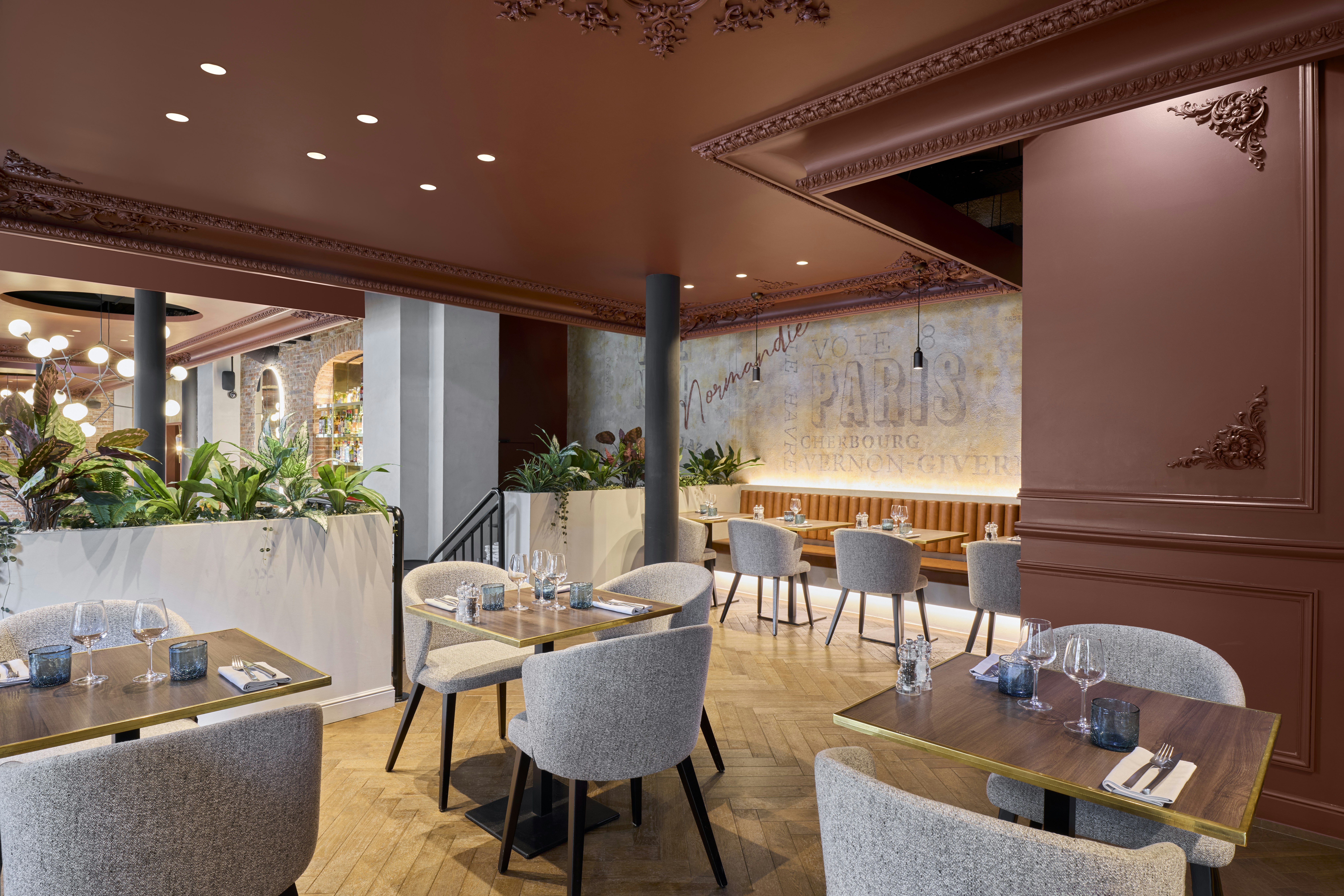 Hilton Paris Opera 58/81
