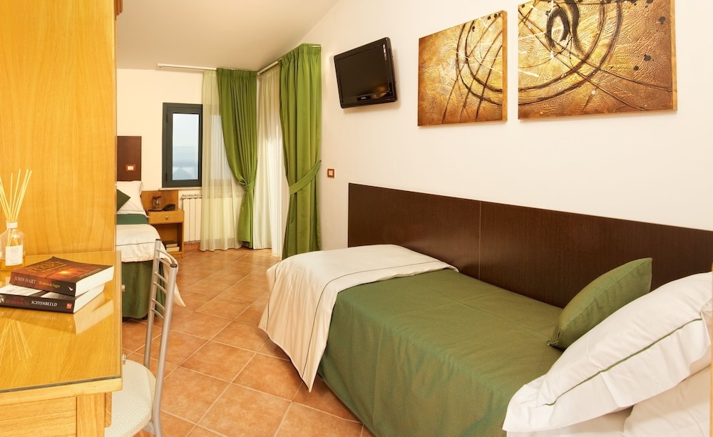 Hotel La Pensione Svizzera 17/79