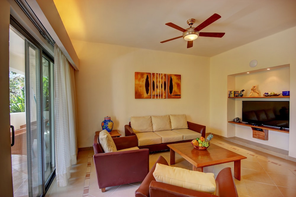 Riviera Maya Suites 32/50