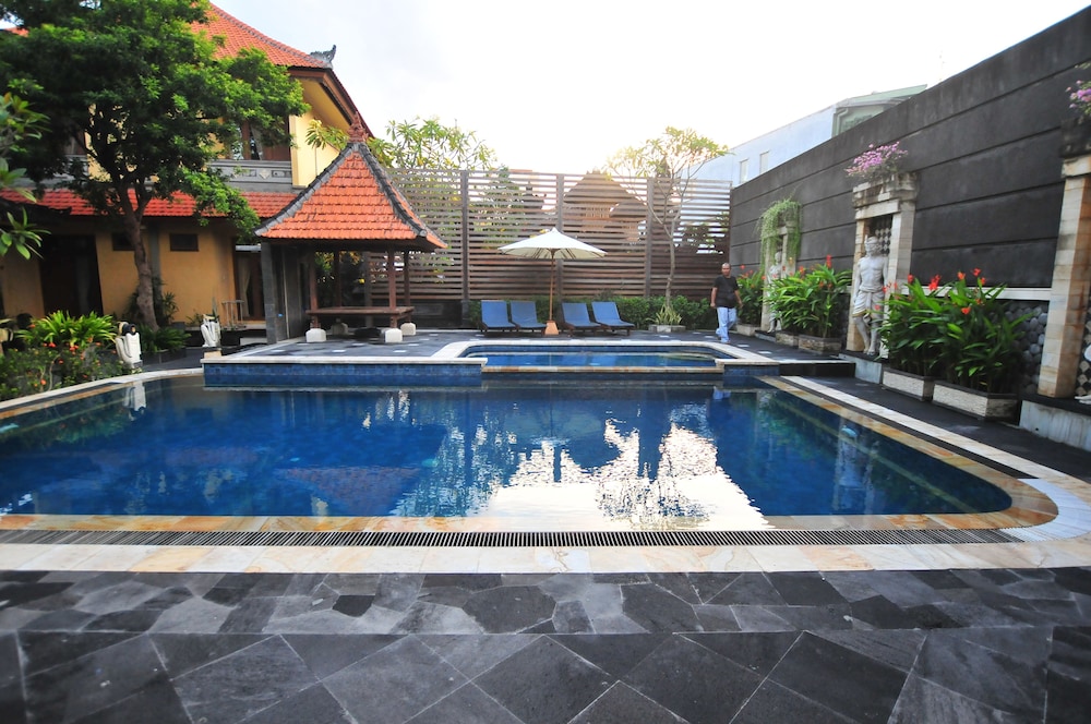 Hotel Sandat Legian 11/62