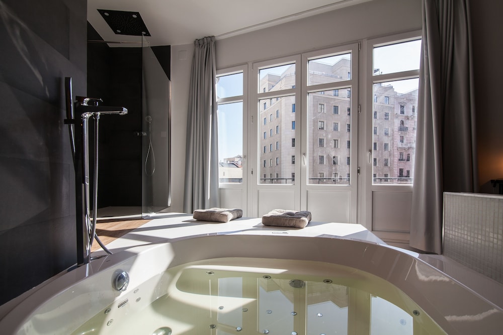 Vitium Urban Suites 28/46