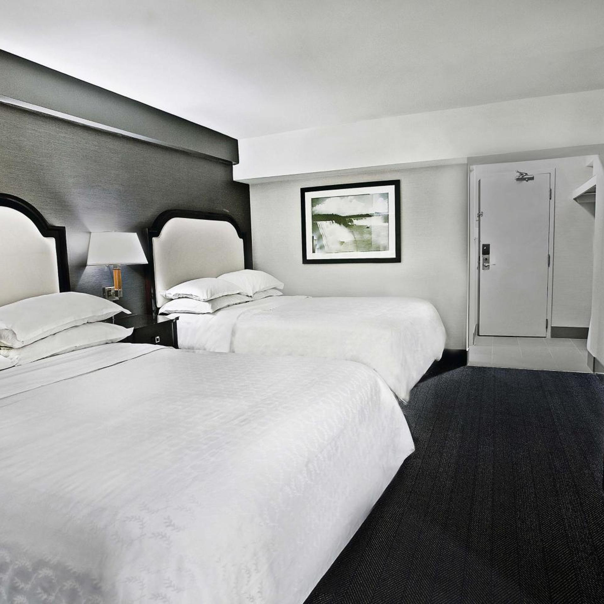 Guest Room, 2 Queen Beds, No Window