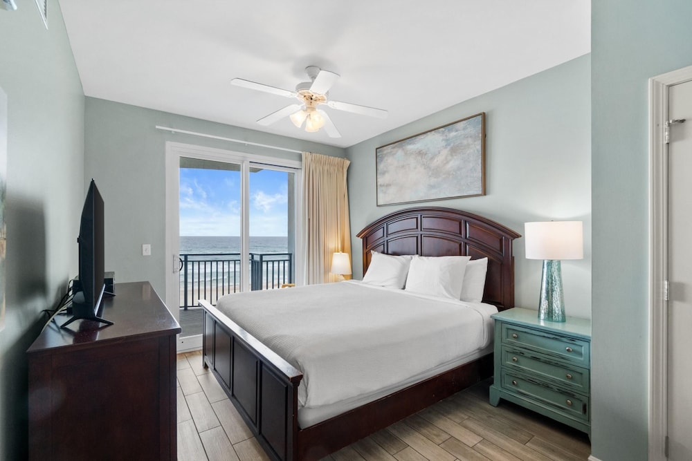 2 BEDROOMS, CONDO, OCEAN VIEW