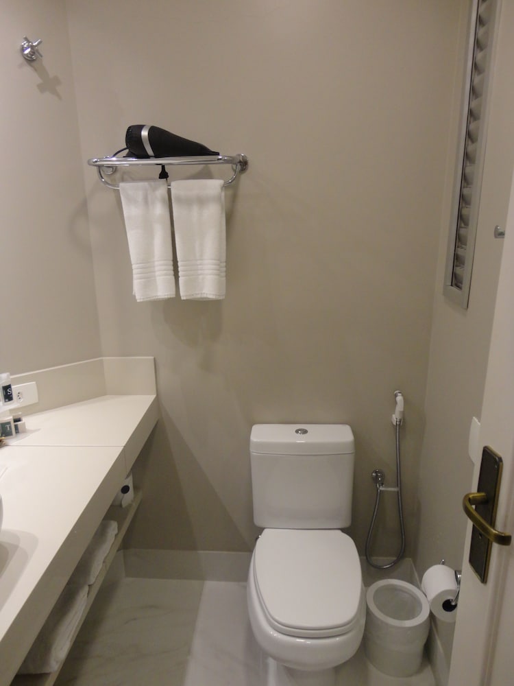 Bourbon Londrina Hotel 71/75