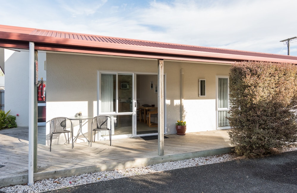 Abbey Court Motel 21/32