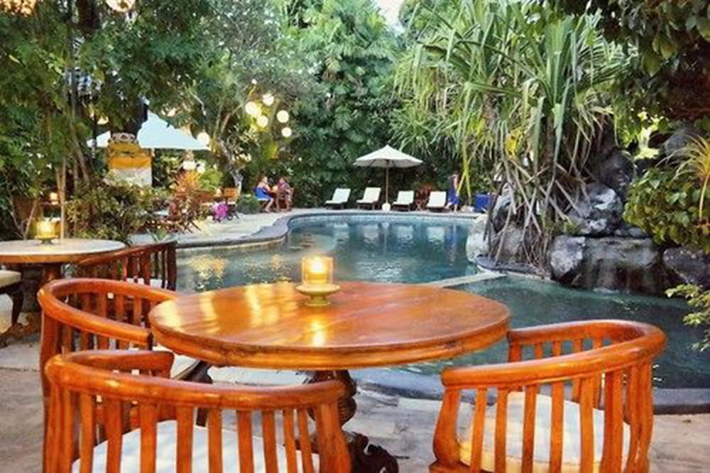 Puri Cendana Resort 56/72