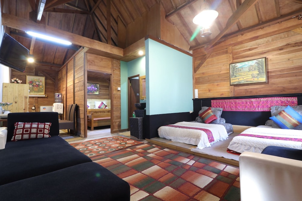Lembur Incu Syariah Villa by ZUZU 5/46