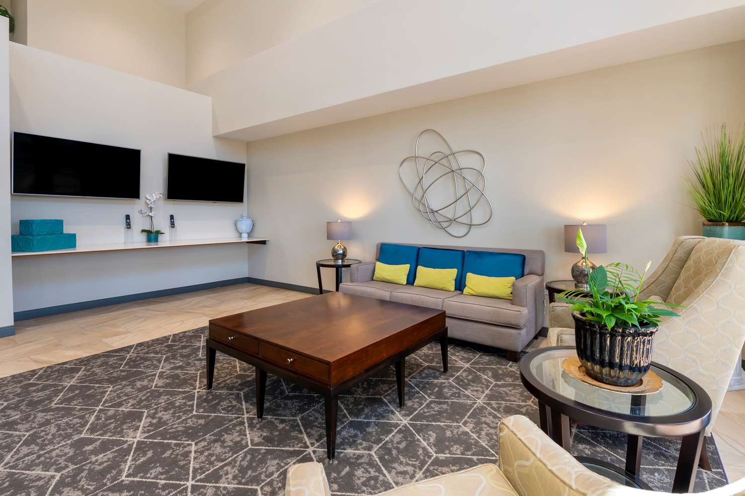 Best Western Plus Centralia Hotel & Suites 37/53