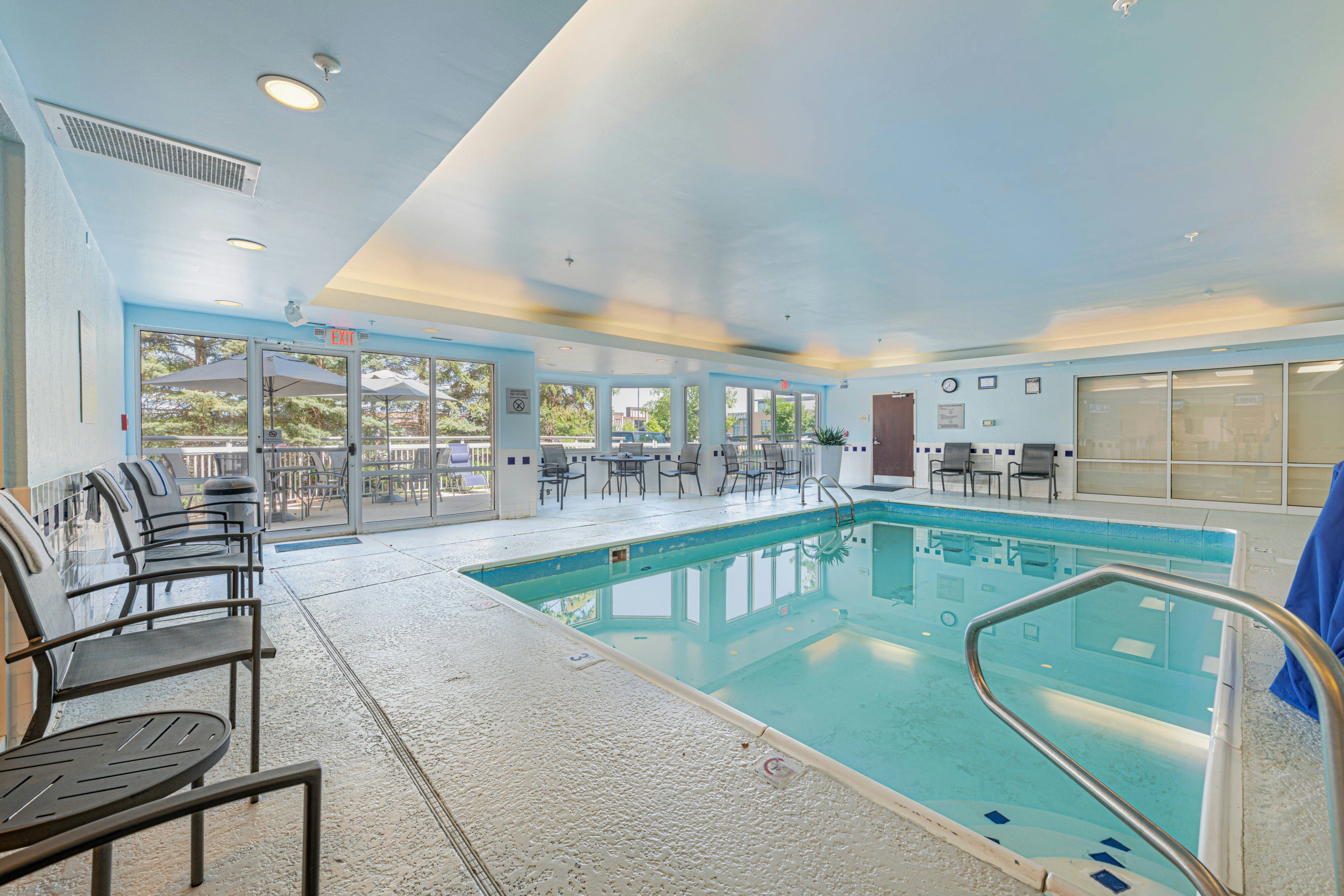 Fairfield Inn Suites Chicago Naperville 4/11