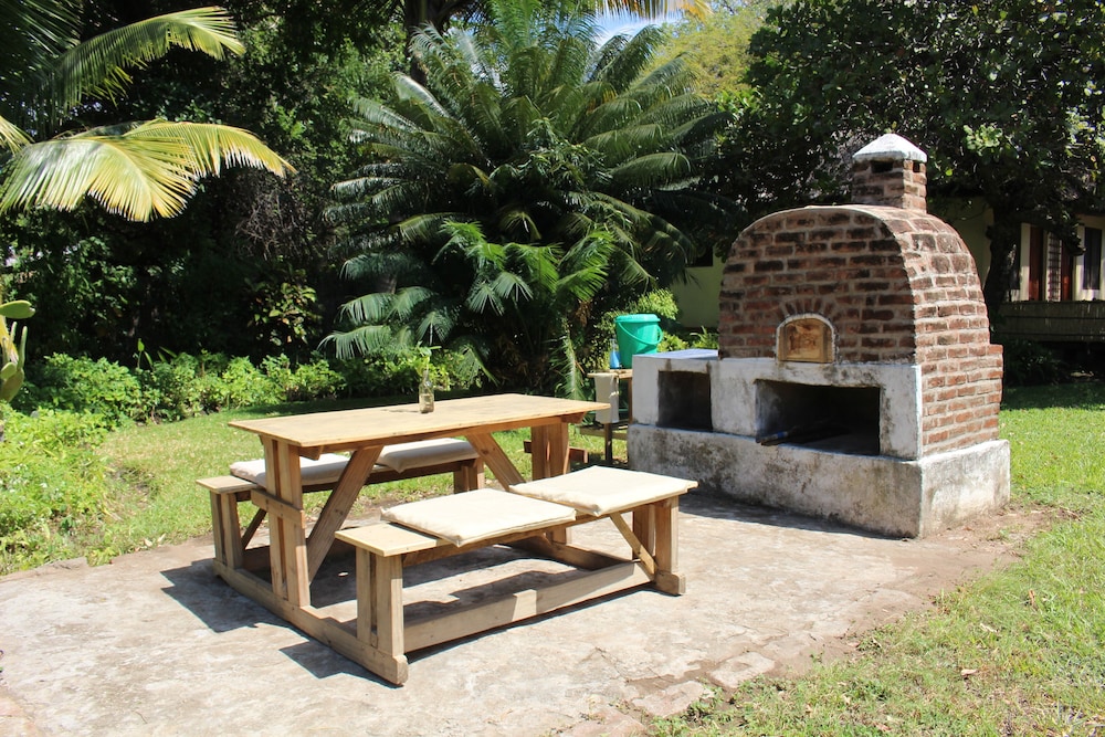 Nkhudzi Lodge 42/50