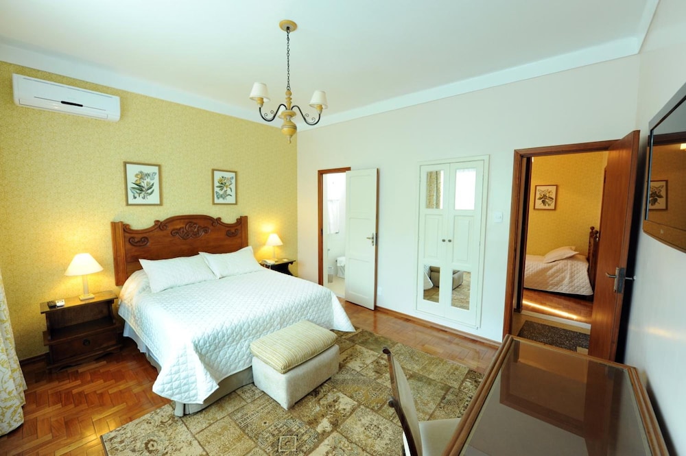Hotel York 9/50