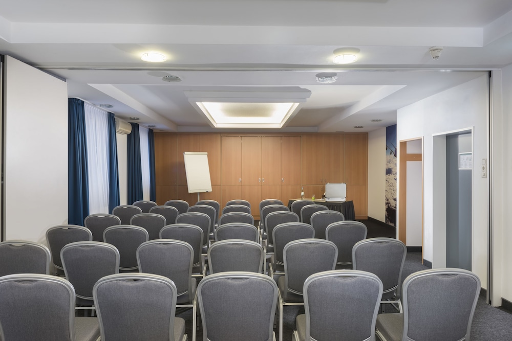 ibis Styles Cologne Airport Troisdorf 31/37