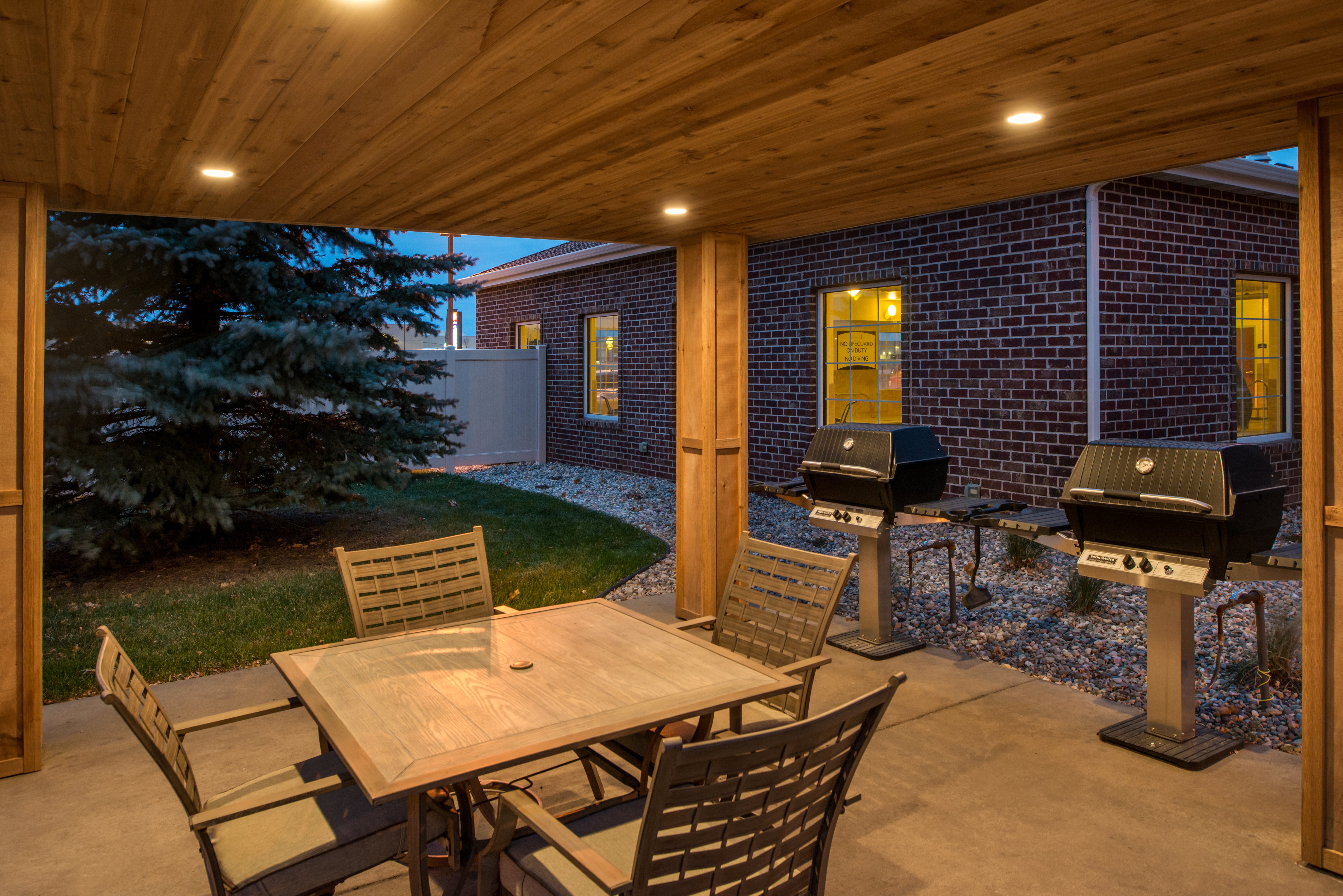 Staybridge Suites Sioux Falls At Empire Mall 38/54