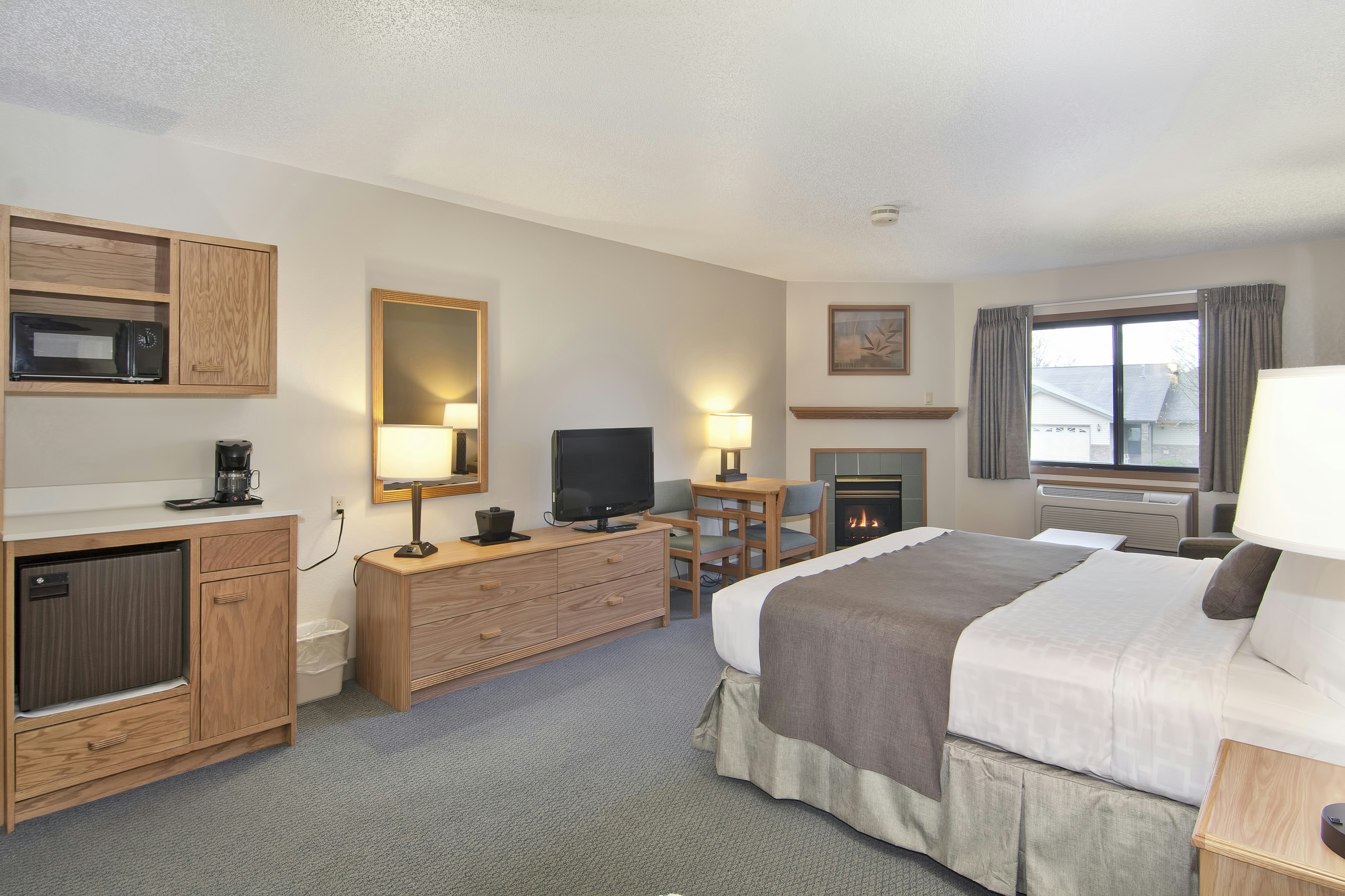 Boarders Inn Suites Faribault Mn 23/80