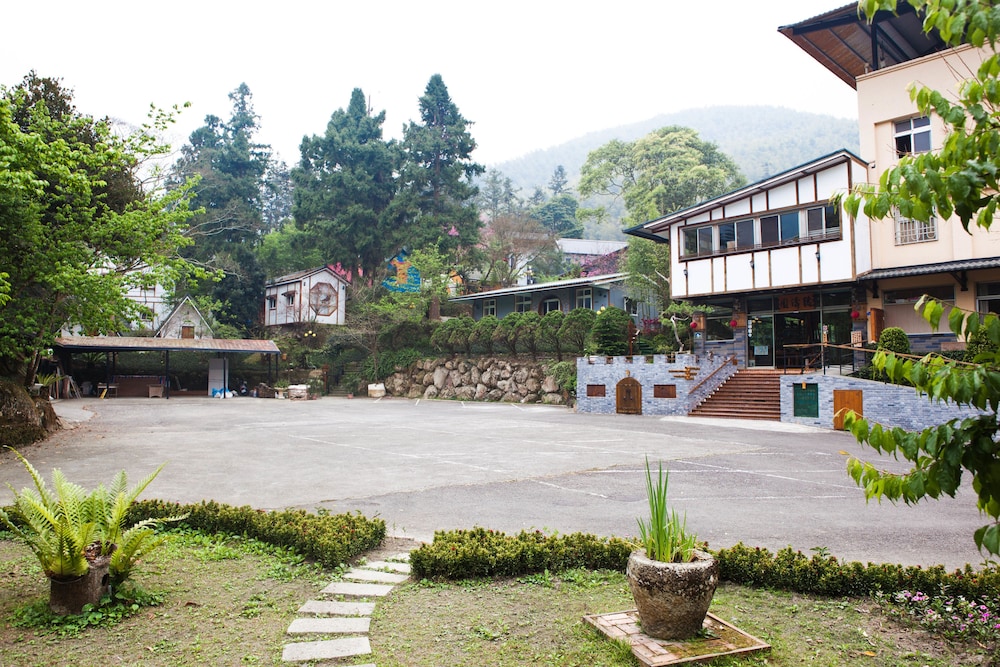 Ting Tau Garden Resort 39/50