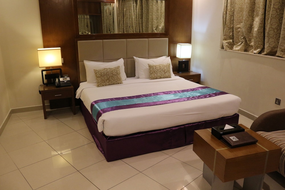 Pearl Executive Hotel Apartment (ex Pearl Park Deluxe Hotel Apartments) 17/50
