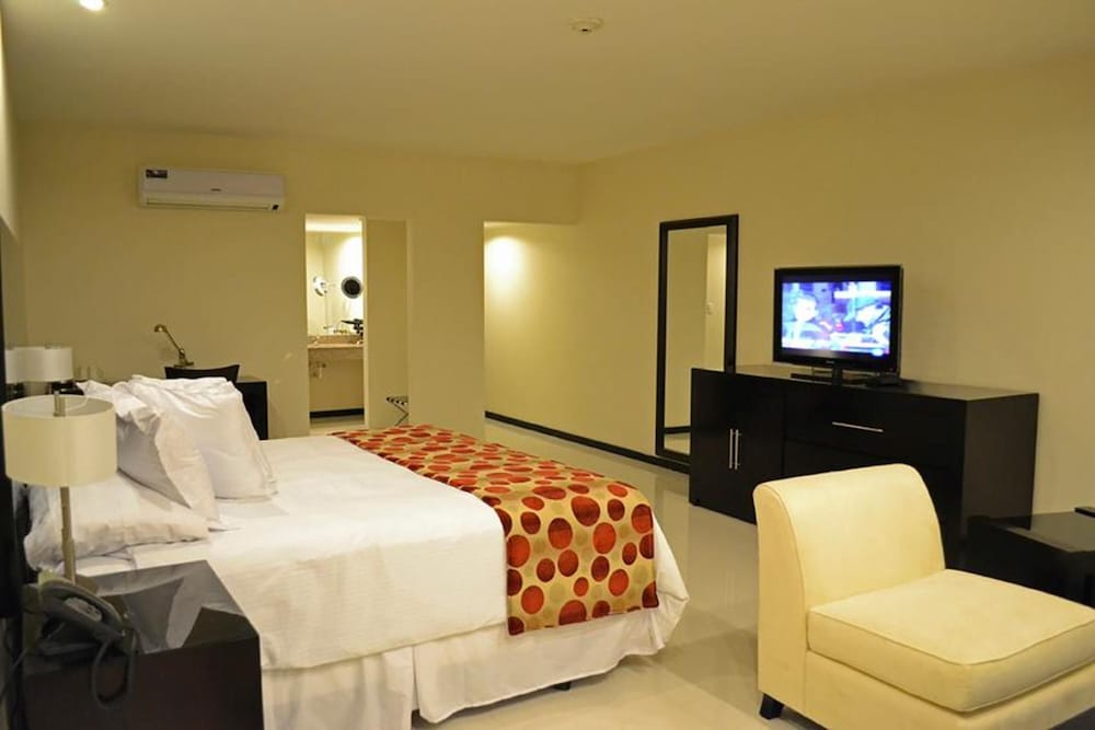 SUN HOTEL 16/68