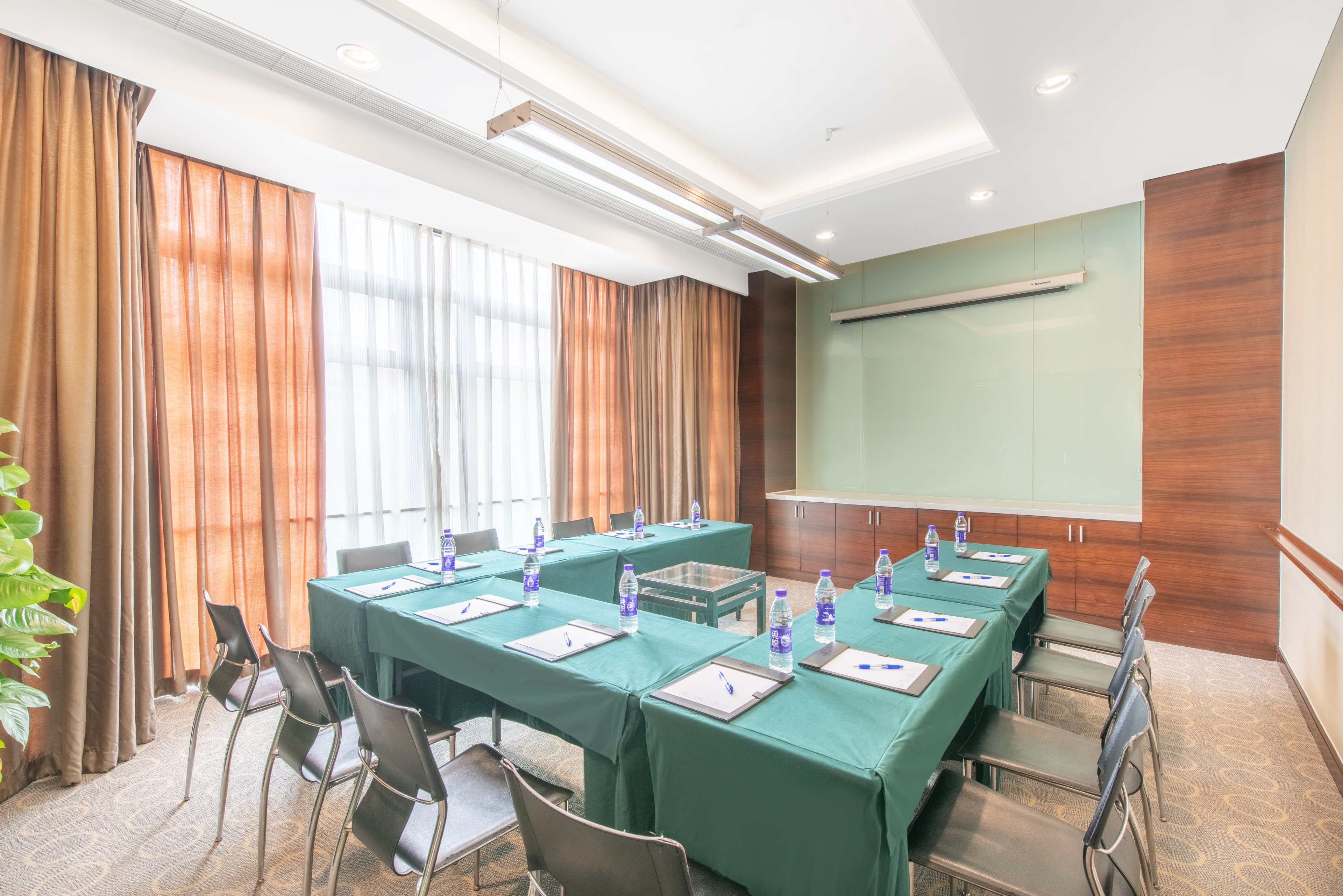 Holiday Inn Express Beijing Dongzhimen 23/28