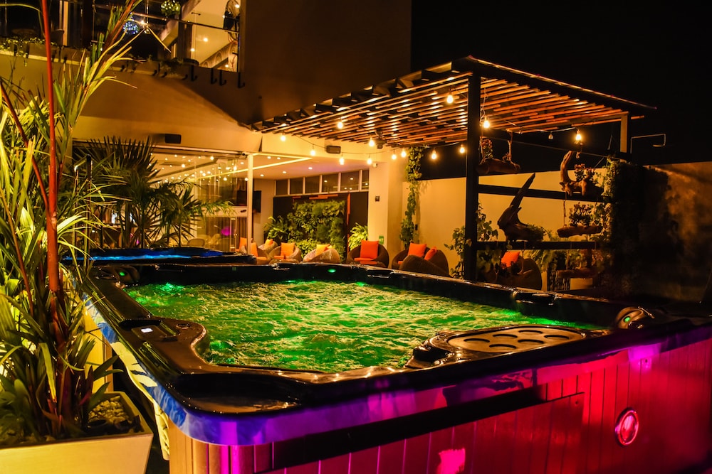 Perla Suite Hotel 59/64