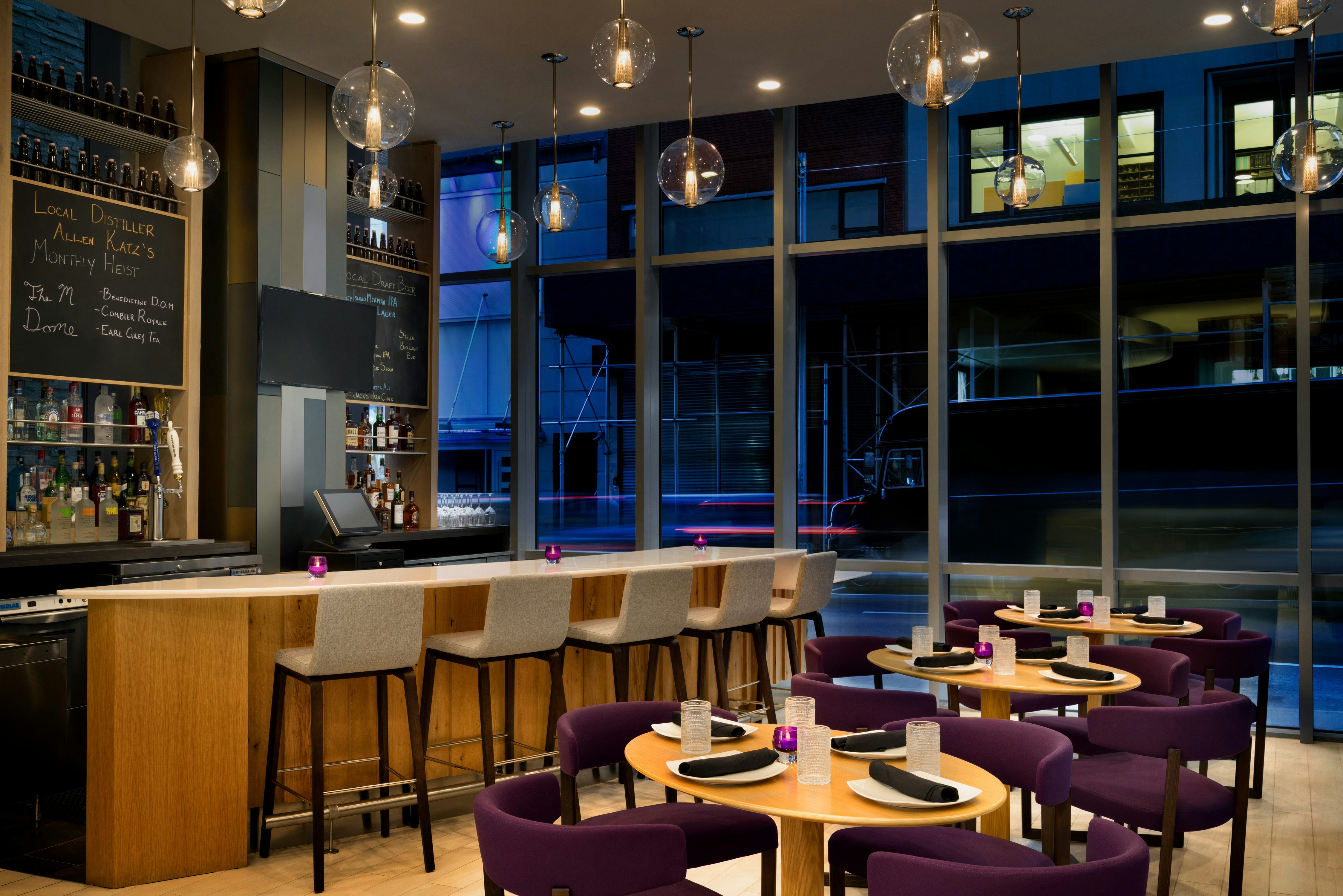 Embassy Suites by Hilton New York Manhattan Times Square 54/79