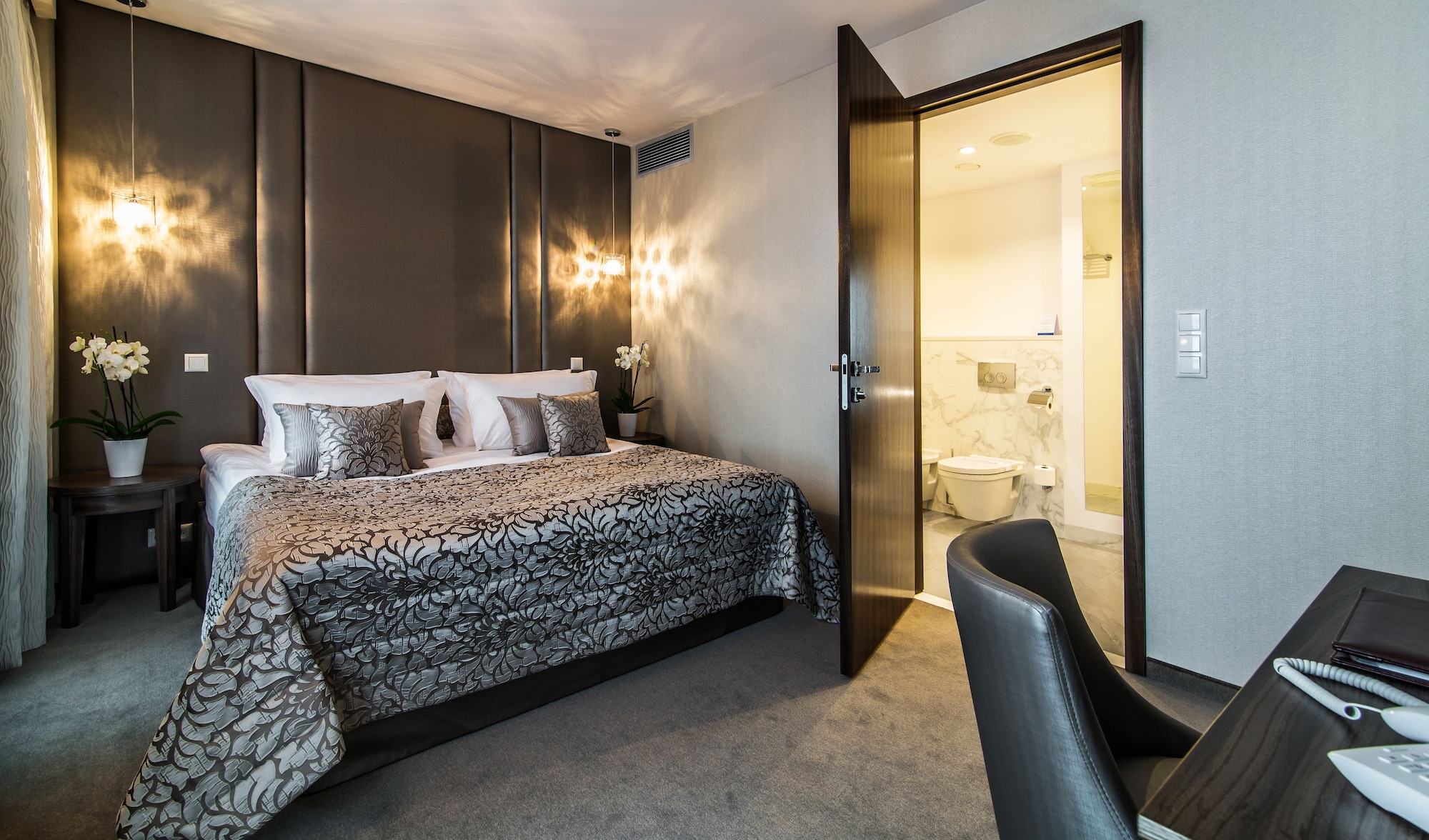 rooms