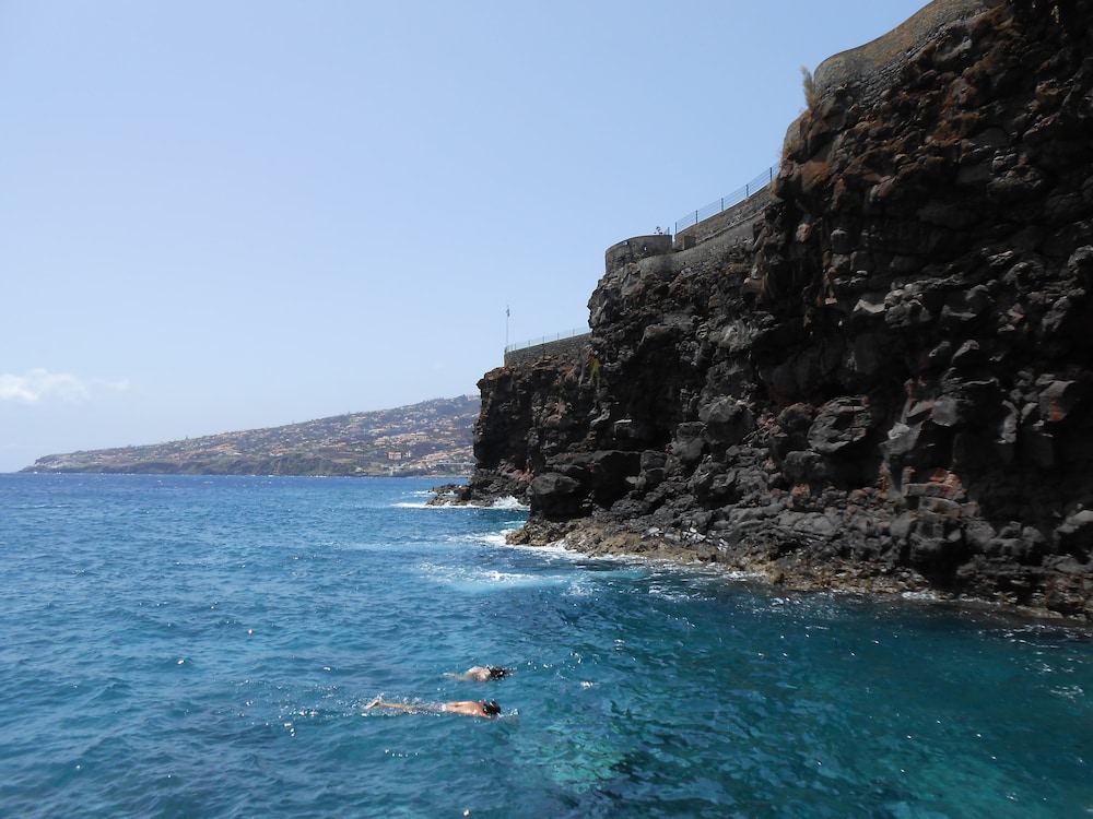 Albatroz Beach And Yacht Club 57/67