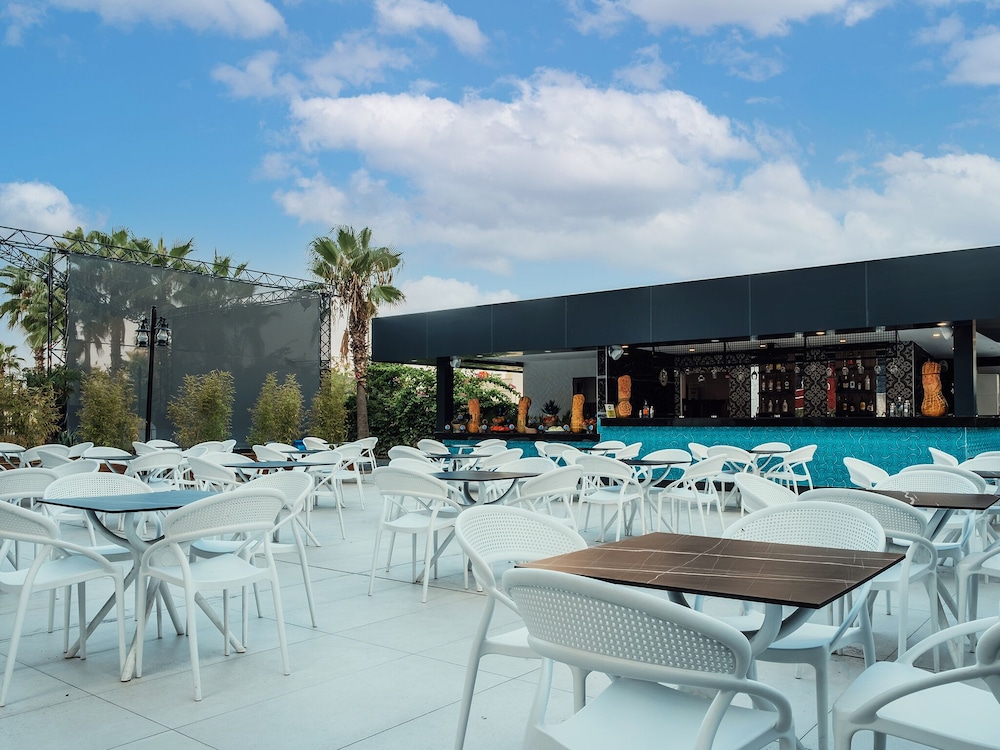 Grand Uysal Beach and Spa Hotel 32/50