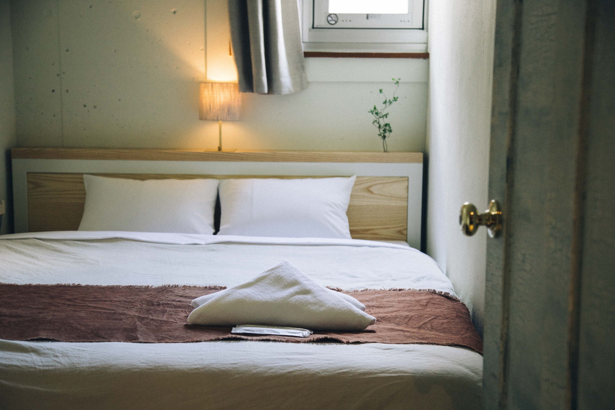 ECONOMY, DOUBLE BED