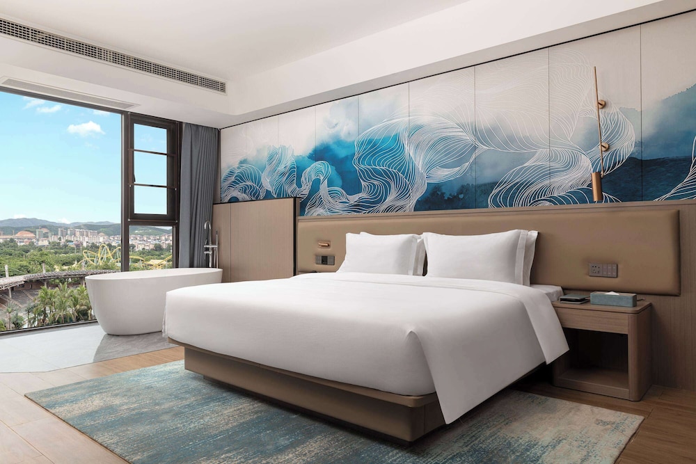 Select, Suite, King Bed