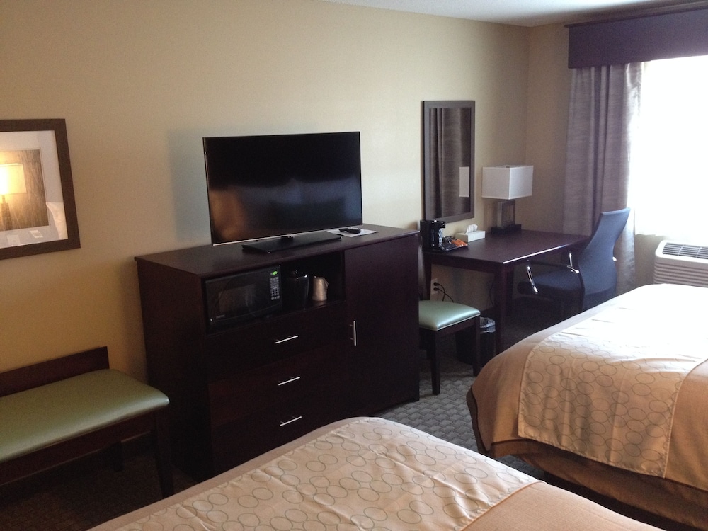 Grandstay Hotel Amp Suites 45/53