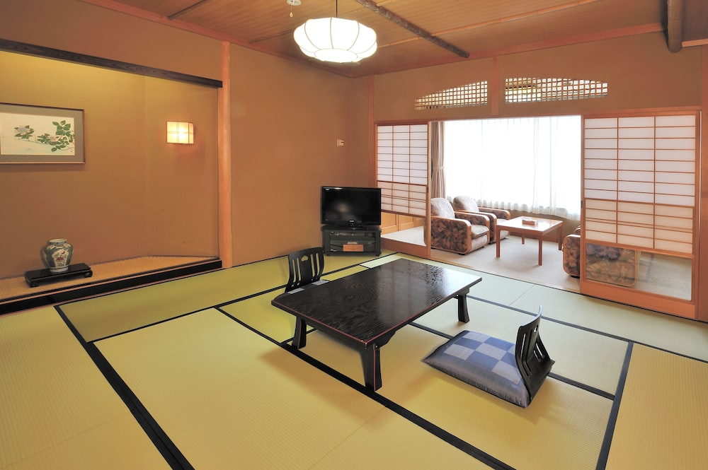 Echigo Yuzawa Onsen Sakura Tei Ryokan 7/31