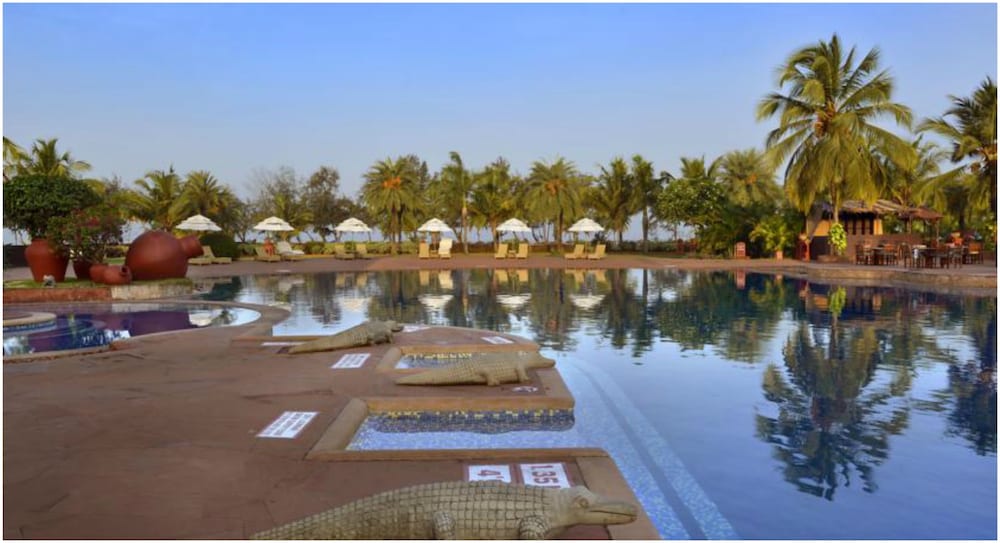 The Lalit Golf And Spa Resort Goa 20/50