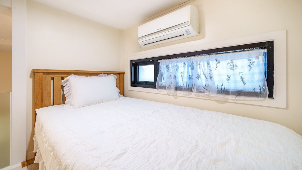 Gyeongju 20Th Street Pension 12/50