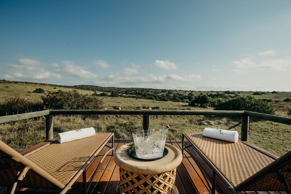 Hlosi Game Lodge 52/73