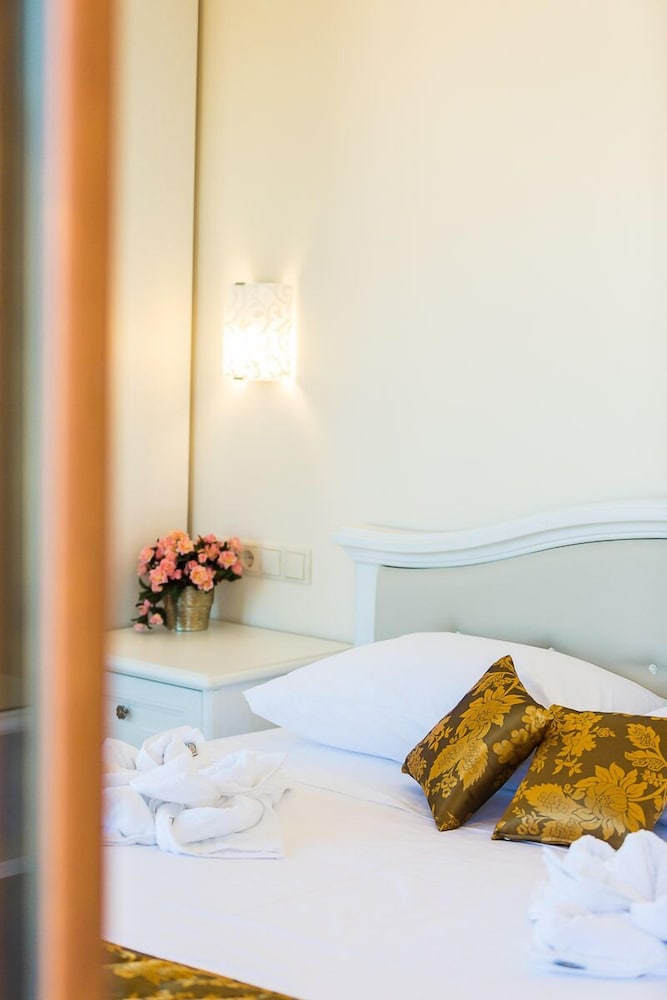 Polyxenia Boutique Hotel 23/50