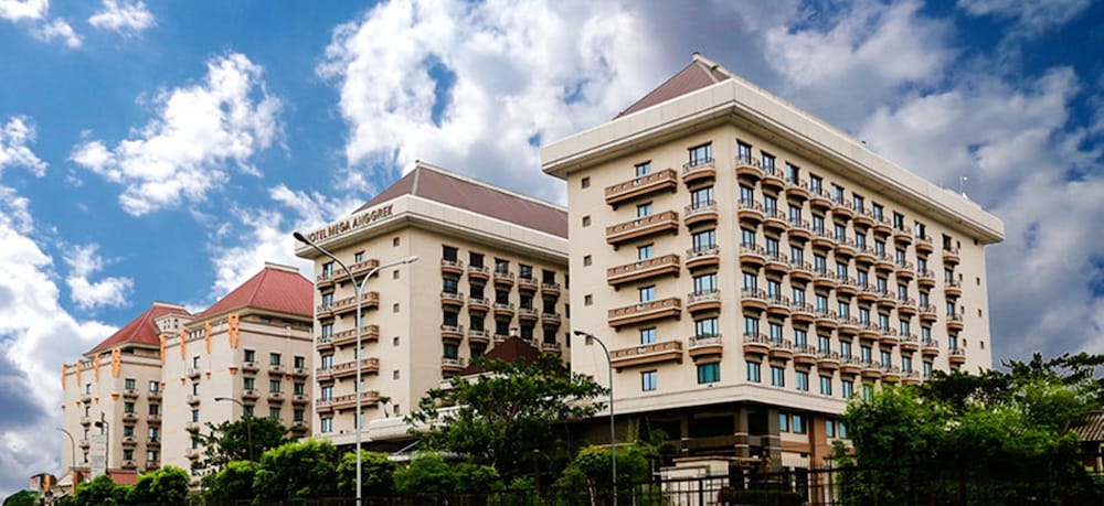 Mega Anggrek Hotel and Convention 4/57