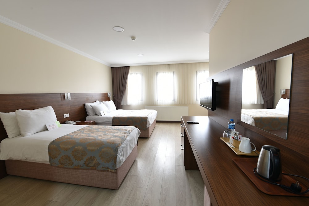 Asal Hotel 17/39