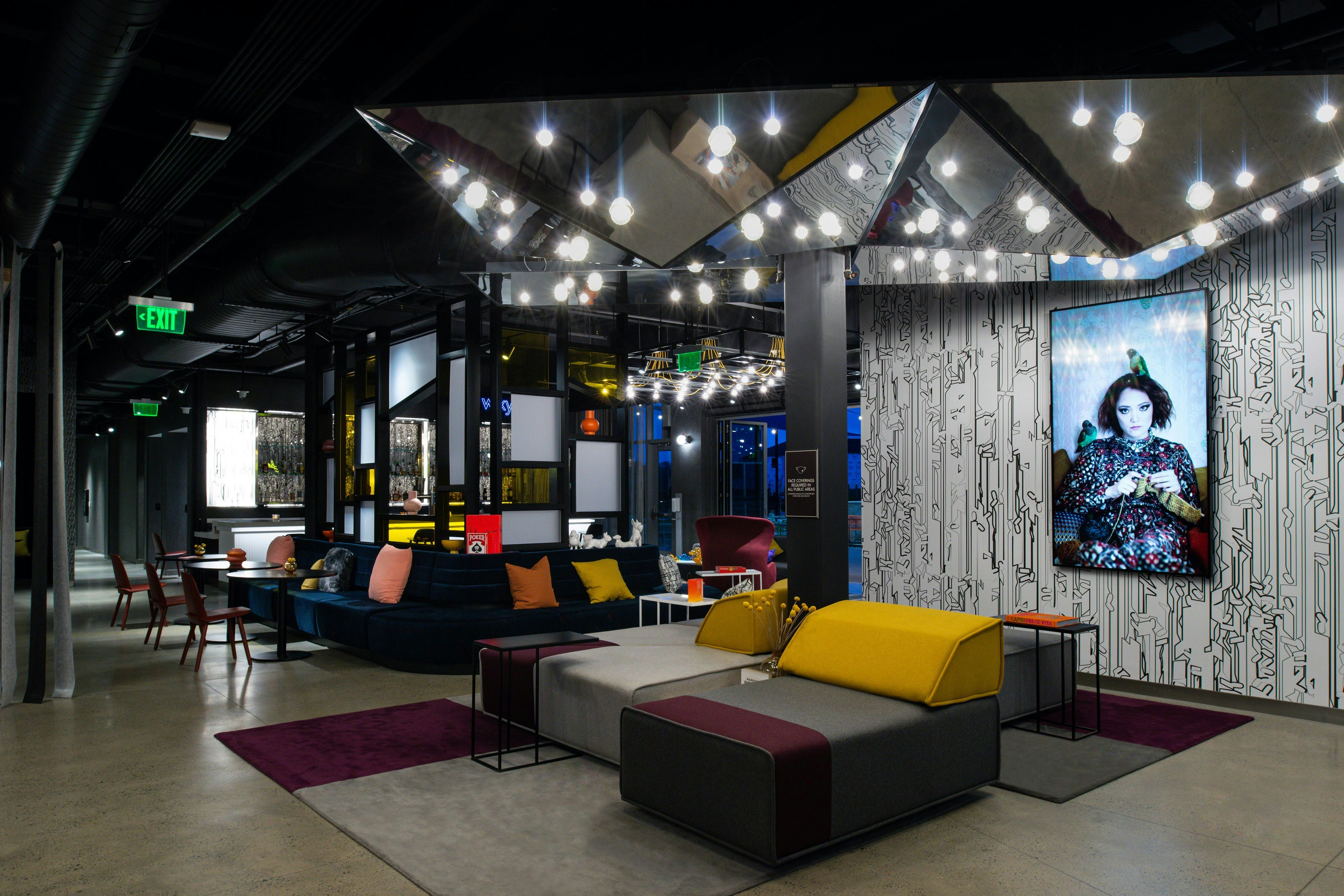 Aloft Charlotte Airport 16/17