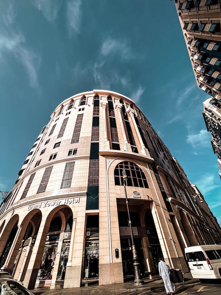 جراند زوار(Grand Zowar Hotel) 2/21