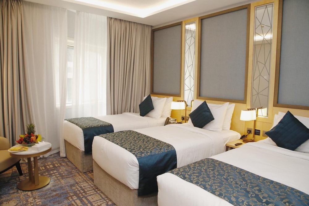 رويال الروضة(Al Rawda Royal Inn) 18/62